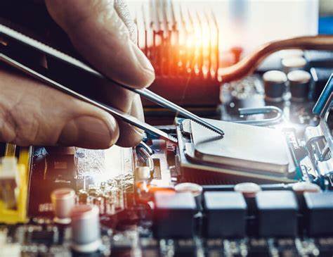 ADVANCE DIPLOMA IN COMPUTER HARDWARE AND NETWORKING
